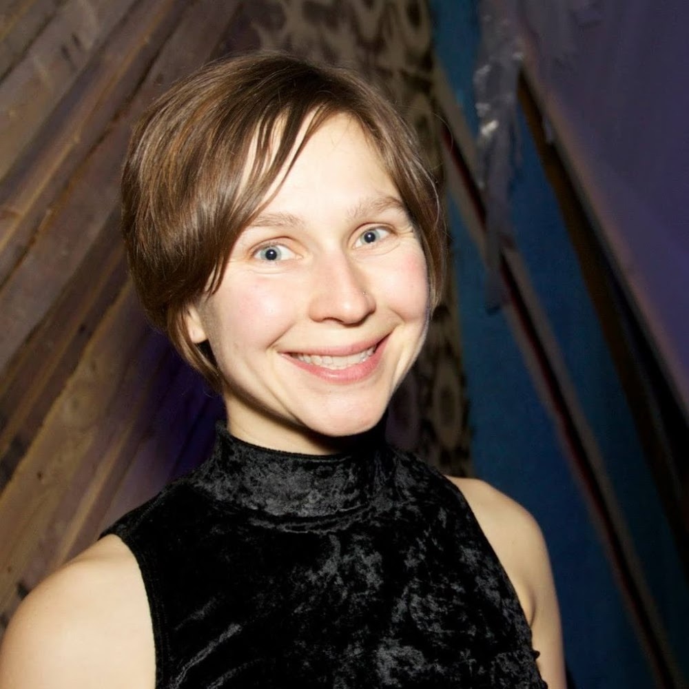 Meet your Posher, Laurel